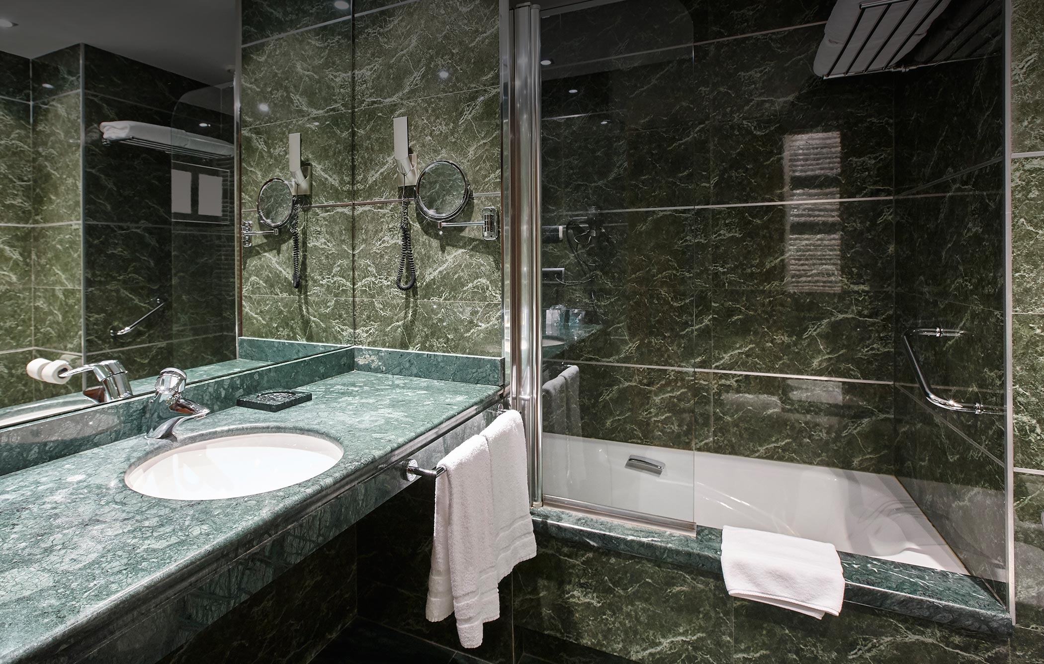 Installation Gallery H H Bath And Safety installation-gallery-h-h-bath-and-safety